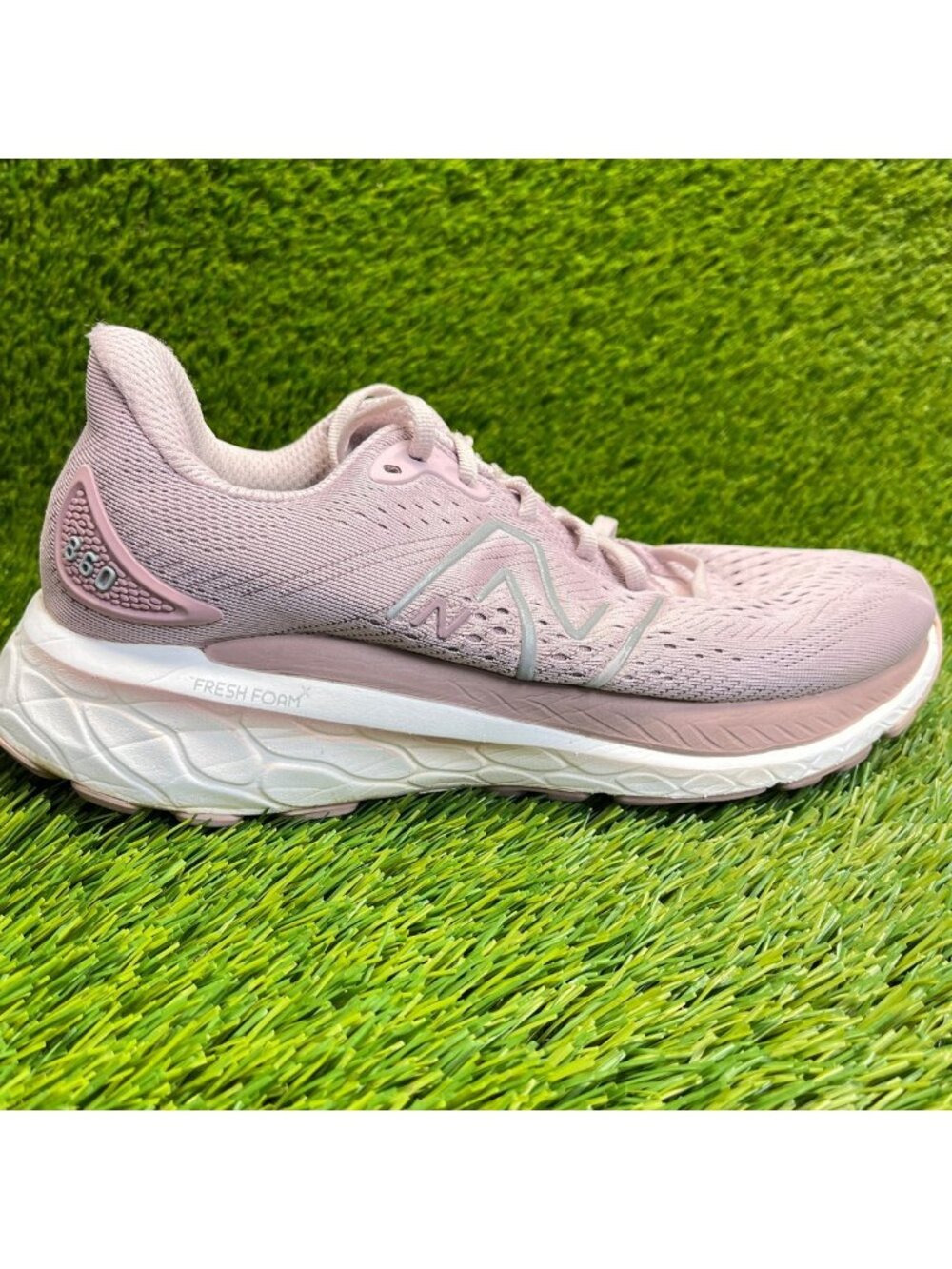 New Balance Fresh Foam X 860v13 Womens Size 10 Pink White Running Shoes Sneakers